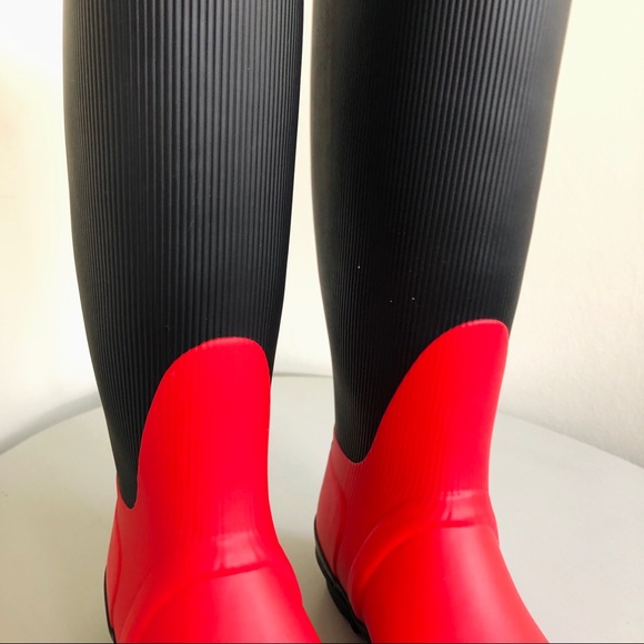 Hunter Original Ribbed Tall Boots - Picture 2 of 8